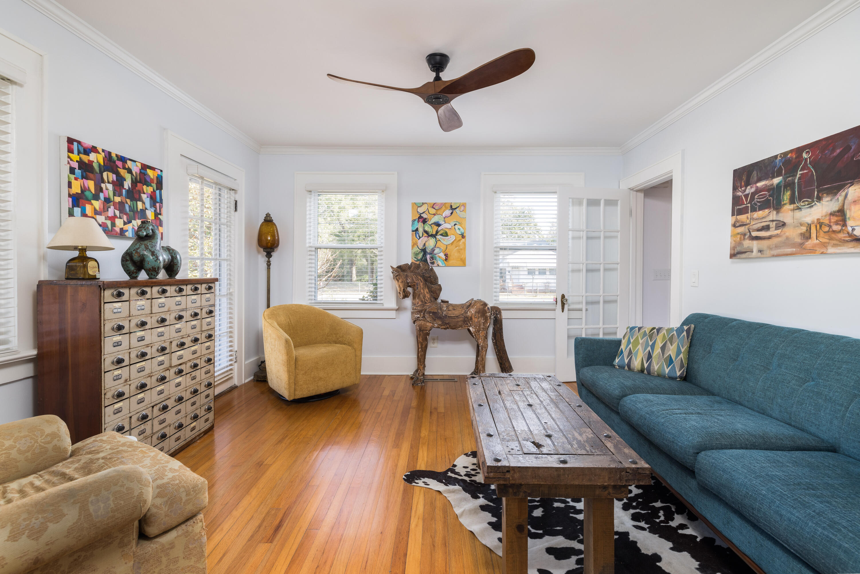 304 Magnolia Road Charleston, SC 29407 - Photo 7 of 44 Living Room