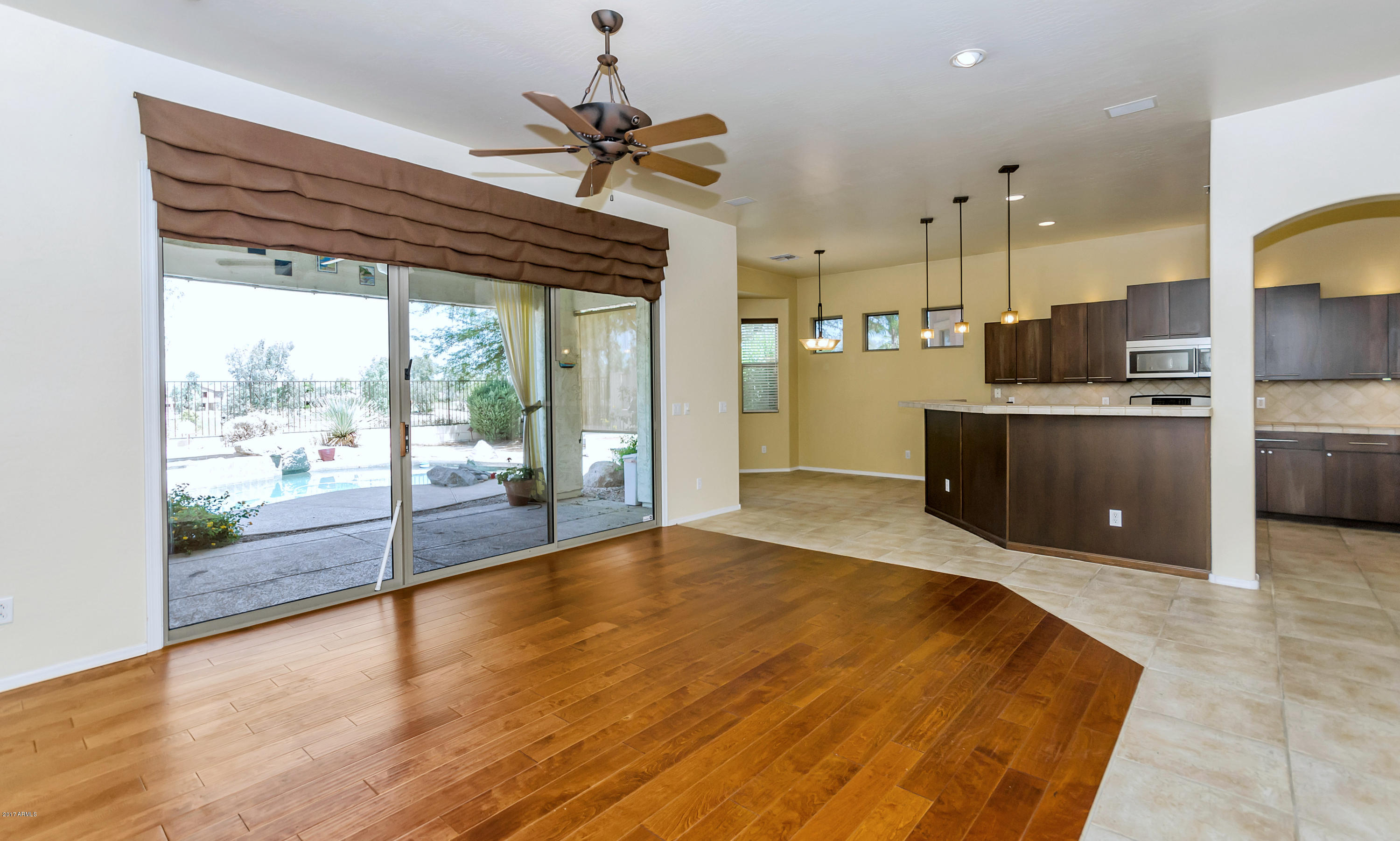 2454 East Fremont Road Phoenix, AZ 85042 - Photo 5 of 25 TOD_7880
