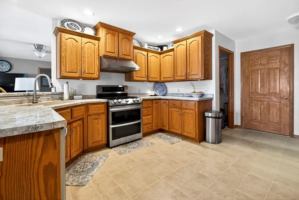 $439,900 | 426 Wooden Shoe Circle, Kaukauna, WI 54130