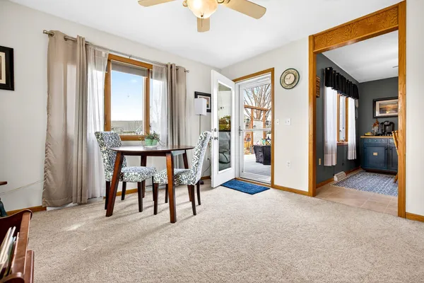 $439,900 | 426 Wooden Shoe Circle, Kaukauna, WI 54130