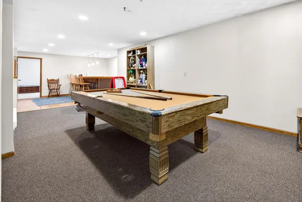 $439,900 | 426 Wooden Shoe Circle, Kaukauna, WI 54130