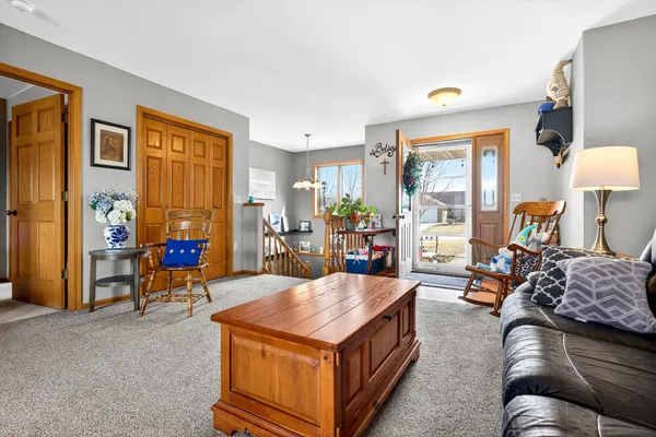 $439,900 | 426 Wooden Shoe Circle, Kaukauna, WI 54130