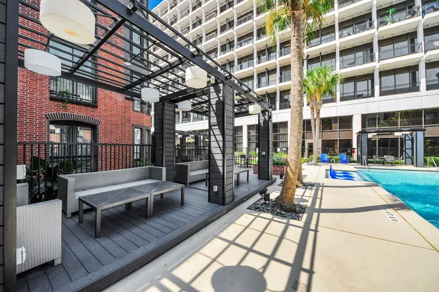 $1,392 | 3616 Richmond Avenue, Unit 2217, Houston, TX 77046