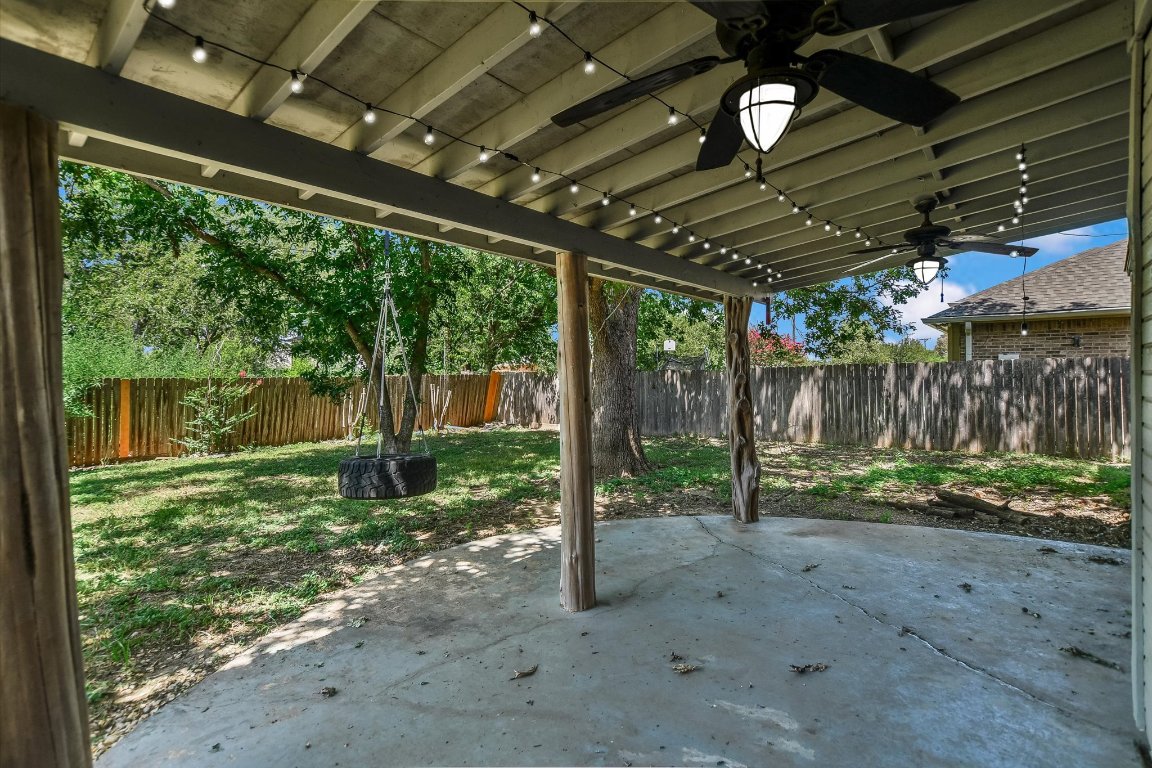 301 Gulfstream Drive Georgetown, TX 78626 - Photo 32 of 35 a backyard of a house with lots of green space