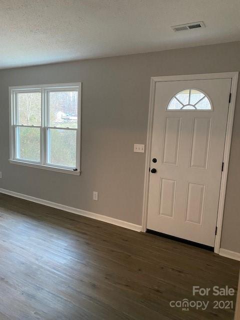 826 Crestridge Road Statesville, NC 28677 - Photo 5 of 42 Gallery Image 5