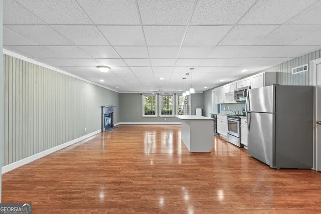 $779,900 | 404 Golden Delicious Road, Clarkesville, GA 30523