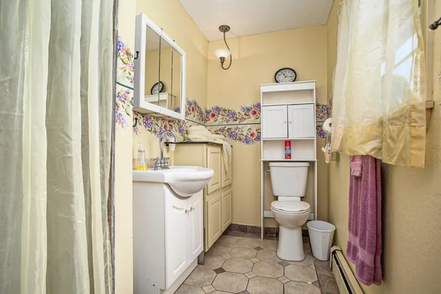 $440,000 | 11303 W Drive North, Bellevue, MI 49021