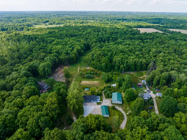 $440,000 | 11303 W Drive North, Bellevue, MI 49021