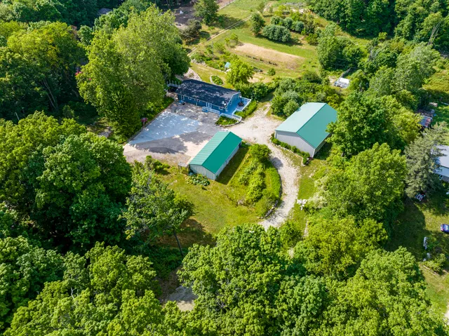 $440,000 | 11303 W Drive North, Bellevue, MI 49021