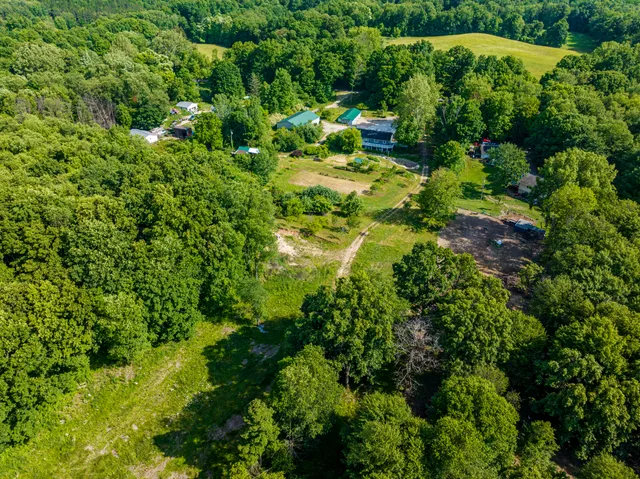 $440,000 | 11303 W Drive North, Bellevue, MI 49021