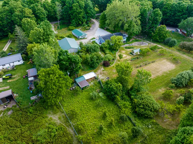 $440,000 | 11303 W Drive North, Bellevue, MI 49021