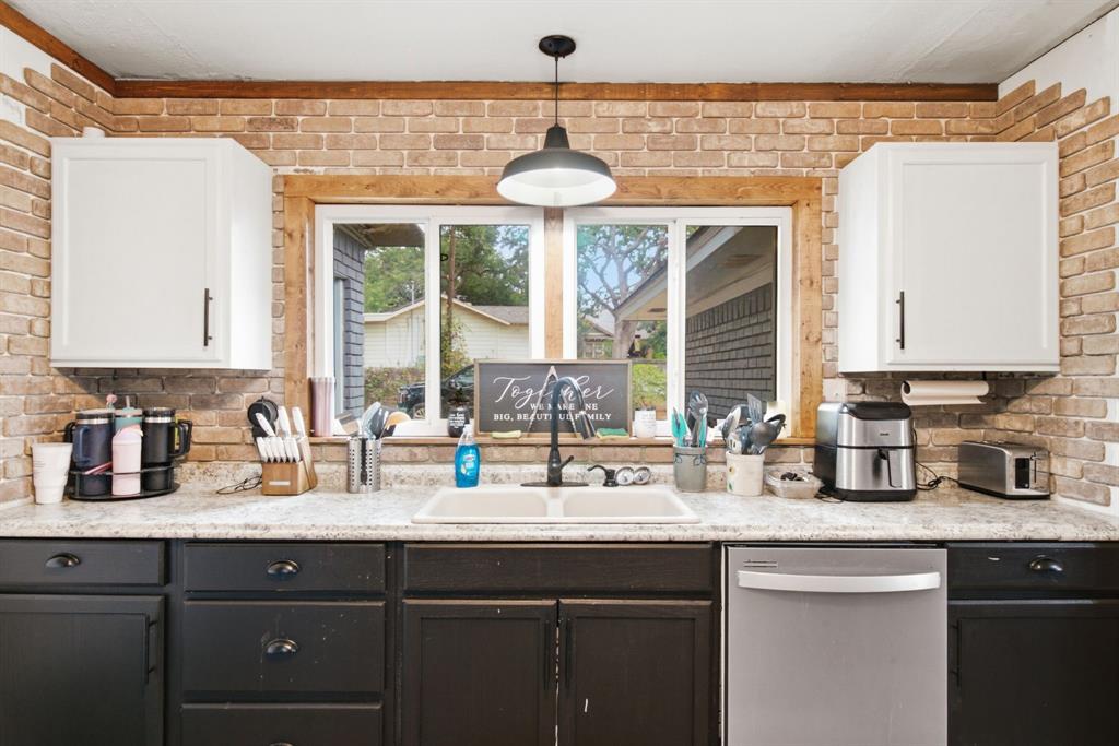 456 Alexander Road Stephenville, TX 76401 - Photo 7 of 24