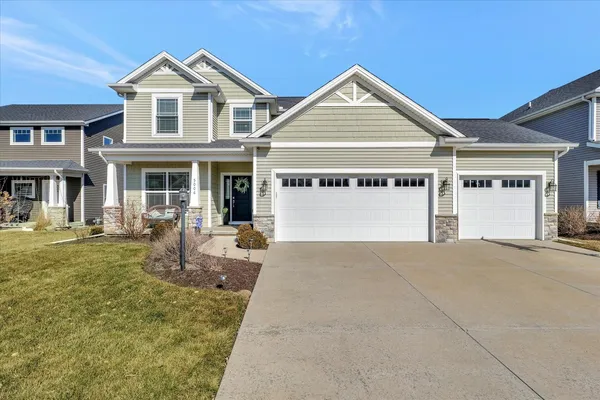 $499,900 | 5006 Emmas Way, Champaign, IL 61822
