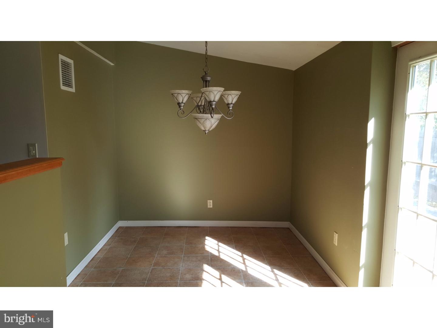 150 Hobson Avenue Trenton, NJ 08610 - Photo 4 of 14