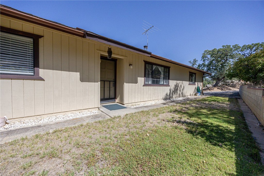 36846 Batti Road Coarsegold, CA 93614 - Photo 37 of 62