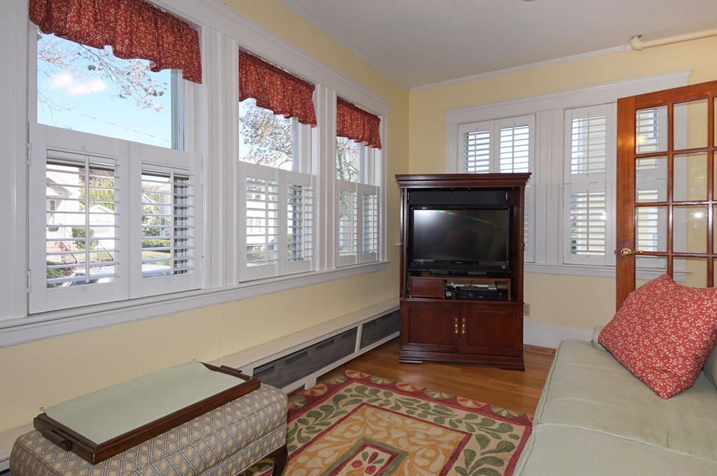 7 Victoria Road, Unit 1 Arlington, MA 02474 - Photo 11 of 19