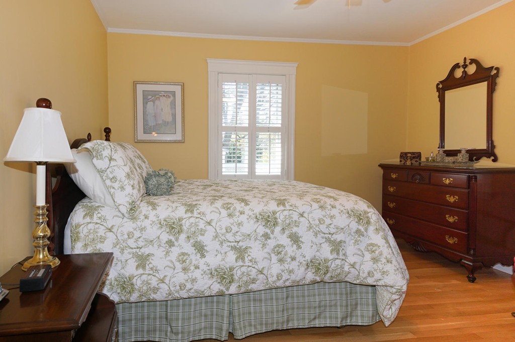 7 Victoria Road, Unit 1 Arlington, MA 02474 - Photo 13 of 19