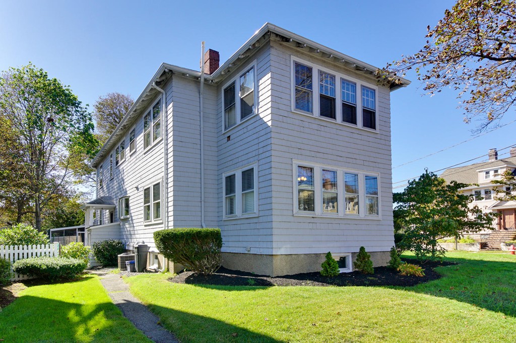 7 Victoria Road, Unit 1 Arlington, MA 02474 - Photo 17 of 19