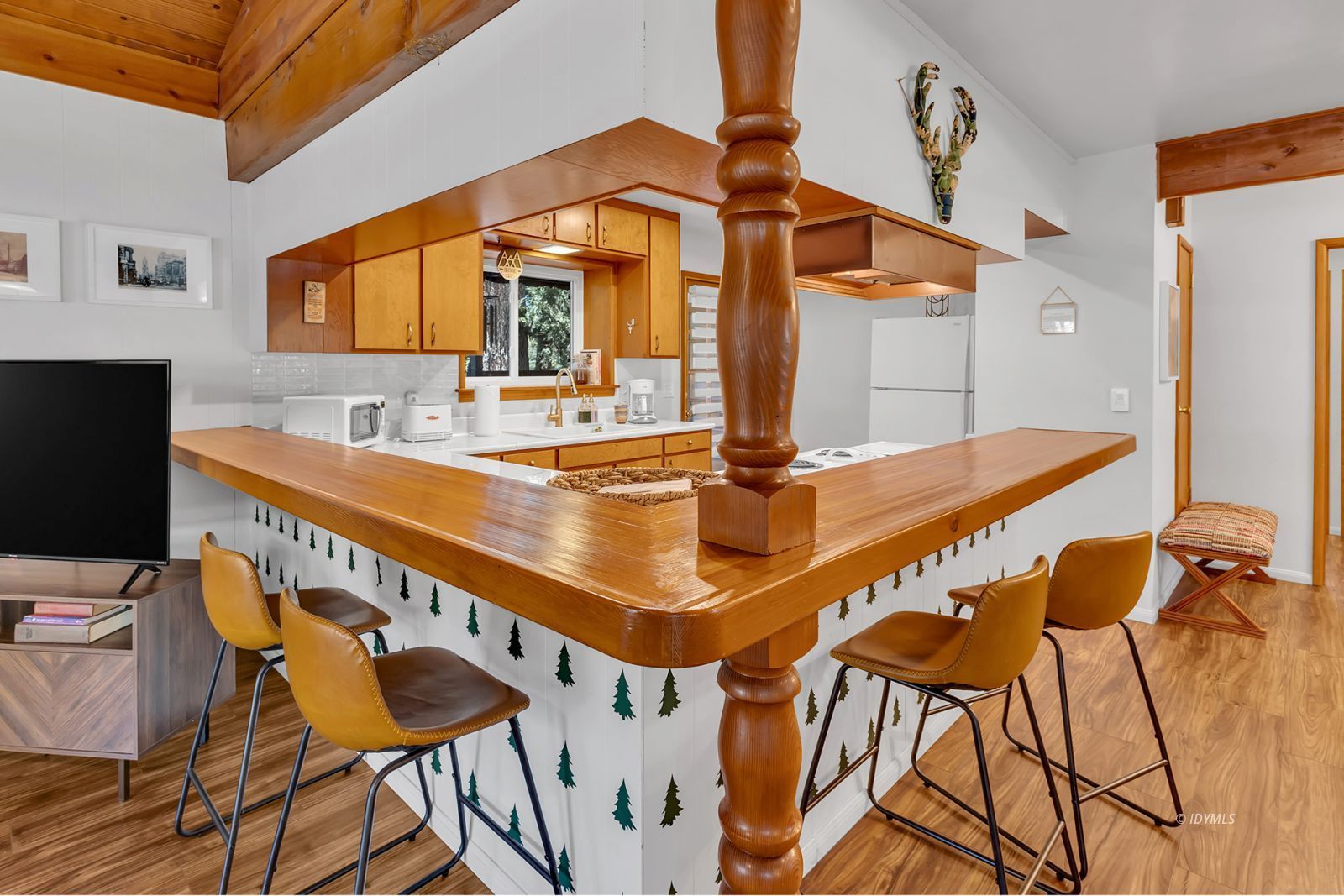 25145 Marion Ridge Drive Idyllwild, CA 92549 - Photo 14 of 47 Untitled
