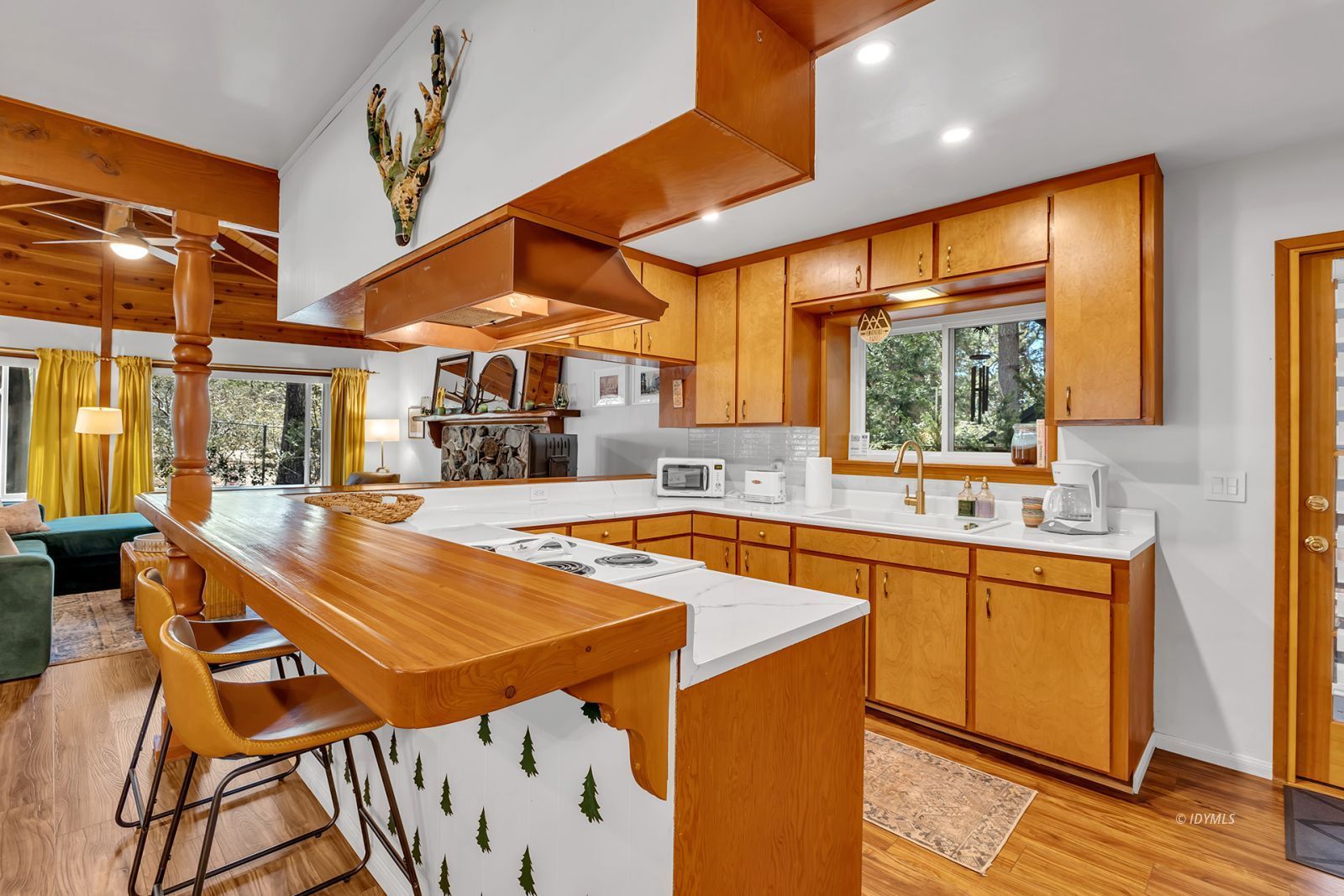25145 Marion Ridge Drive Idyllwild, CA 92549 - Photo 16 of 47 Untitled