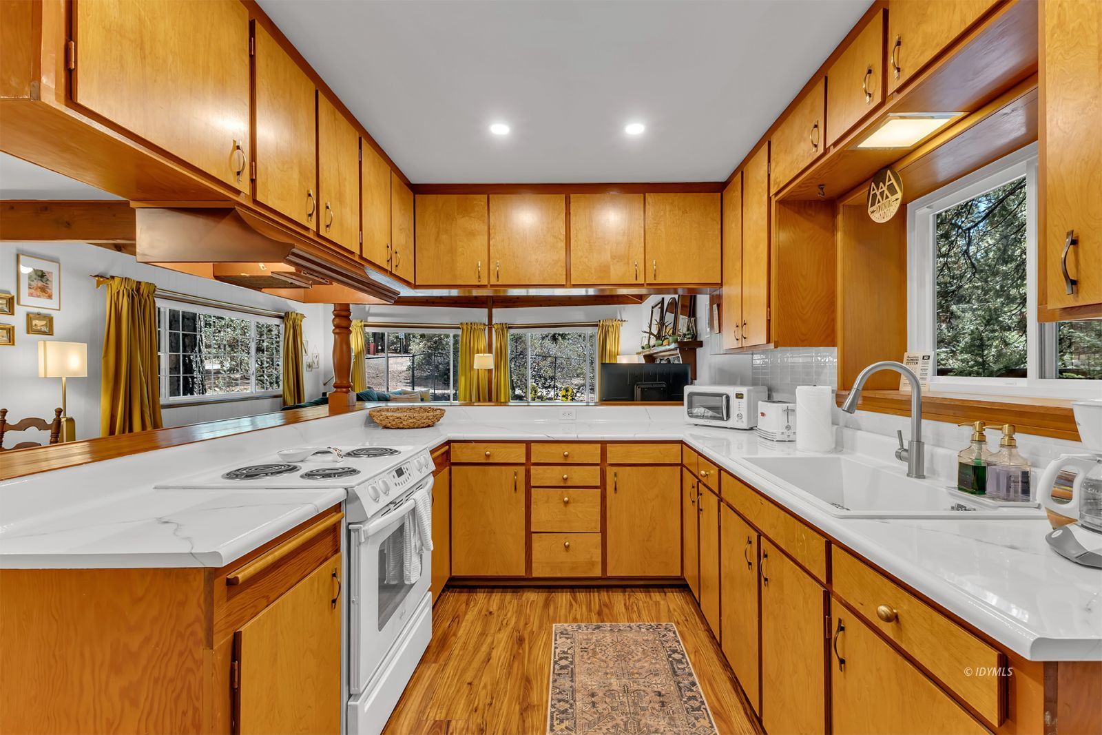 25145 Marion Ridge Drive Idyllwild, CA 92549 - Photo 17 of 47 Untitled