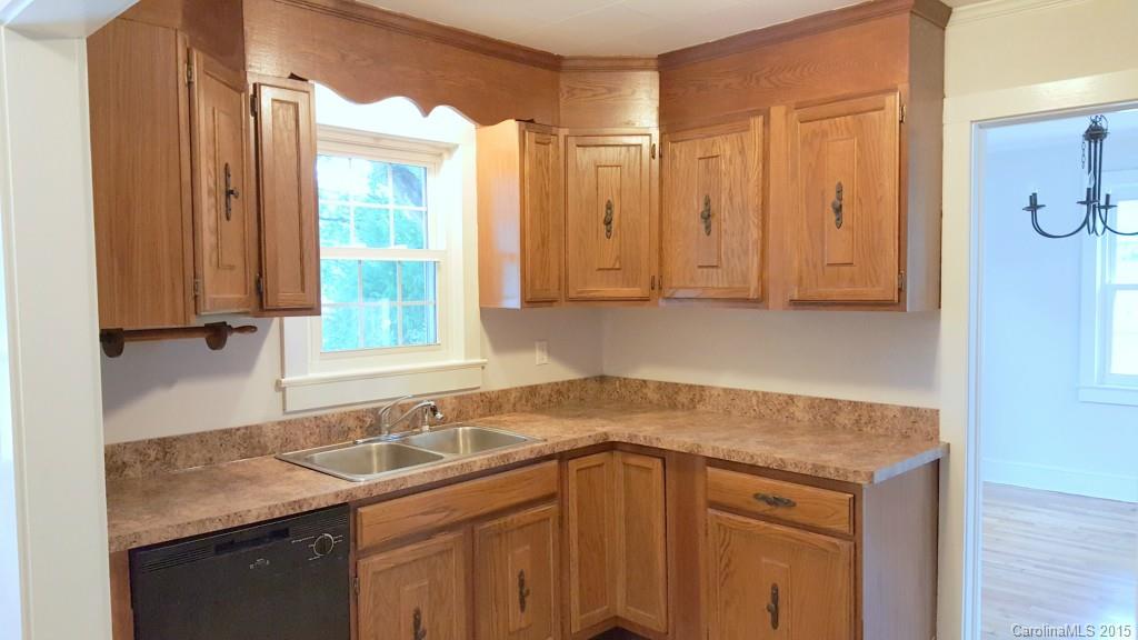 2758 Spencer Road Northeast Conover, NC 28613 - Photo 4 of 18 Gallery Image 4