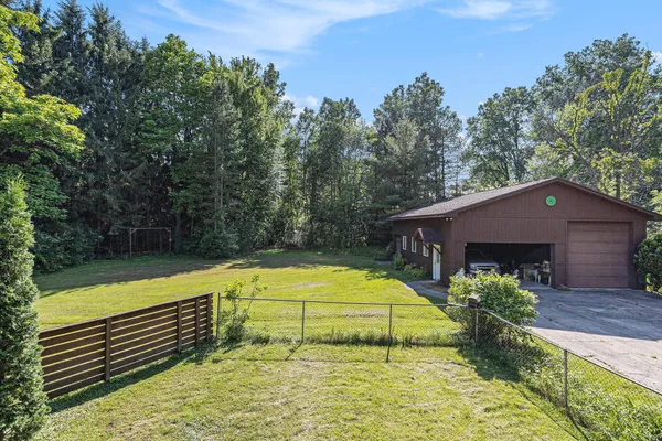 $490,000 | 1687 West Willis Road, Saline, MI 48176