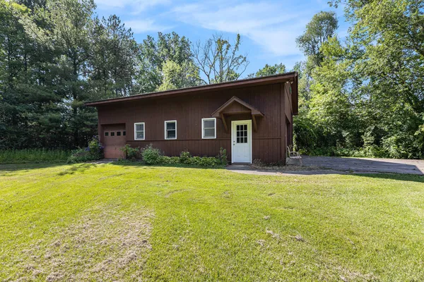 $490,000 | 1687 West Willis Road, Saline, MI 48176