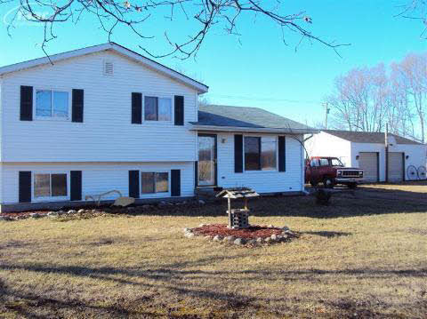 6946 South Schott Road Mayville, MI 48744 - Photo 1 of 3 20185773.JPG