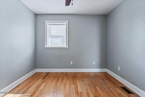 $2,695 | 53 Beekman Street, Saratoga Springs, NY 12866