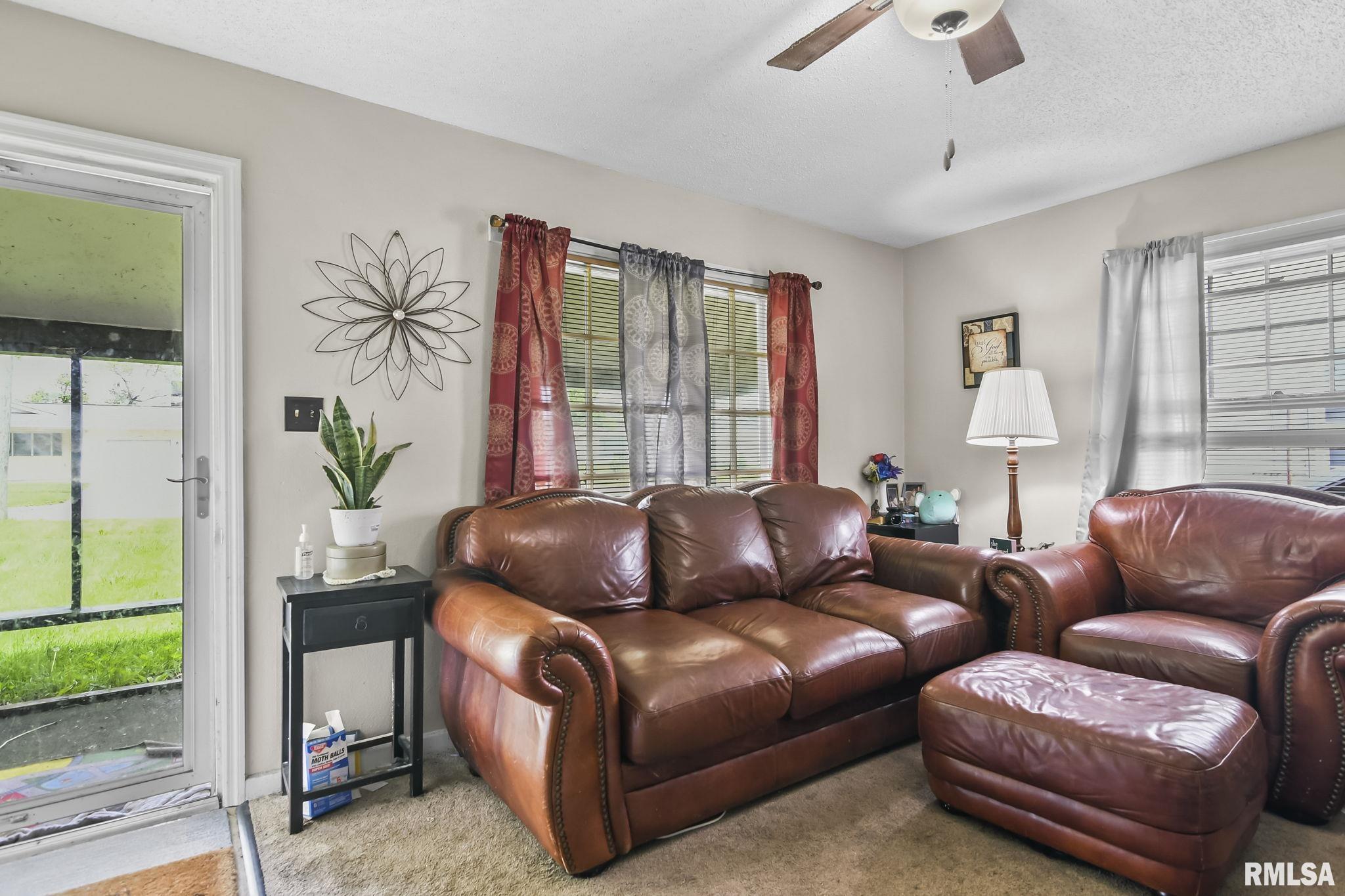 2040 East Adams Street Springfield, IL 62703 - Photo 4 of 15