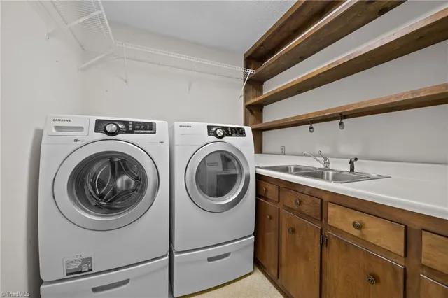 $565,000 | 322 Riverwood Drive, Lewisville, NC 27023