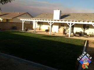 42909 Edson Avenue Lancaster, CA 93536 - Photo 14 of 14 a view of a indoor swimming pool