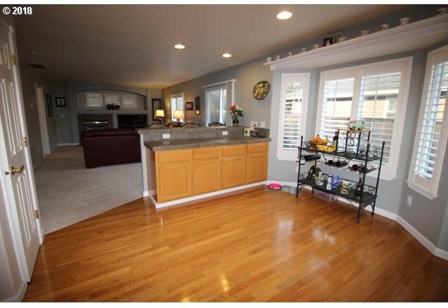 2021 Northwest Fargo Loop Camas, WA 98607 - Photo 10 of 32 Gallery Image 10