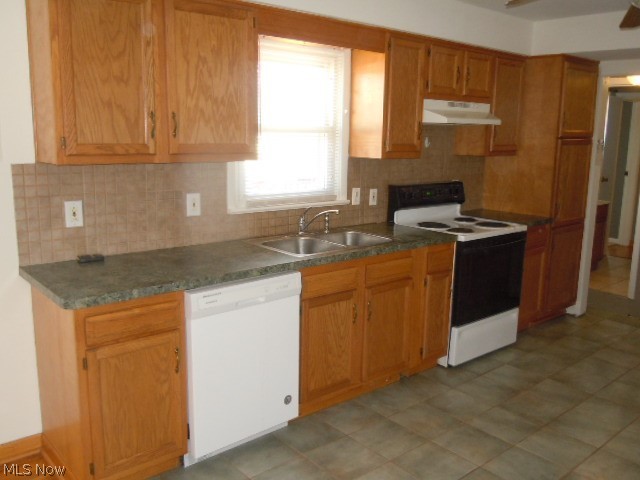 6837 Revere Road Cleveland, OH 44130 - Photo 4 of 19 Gallery Image 4