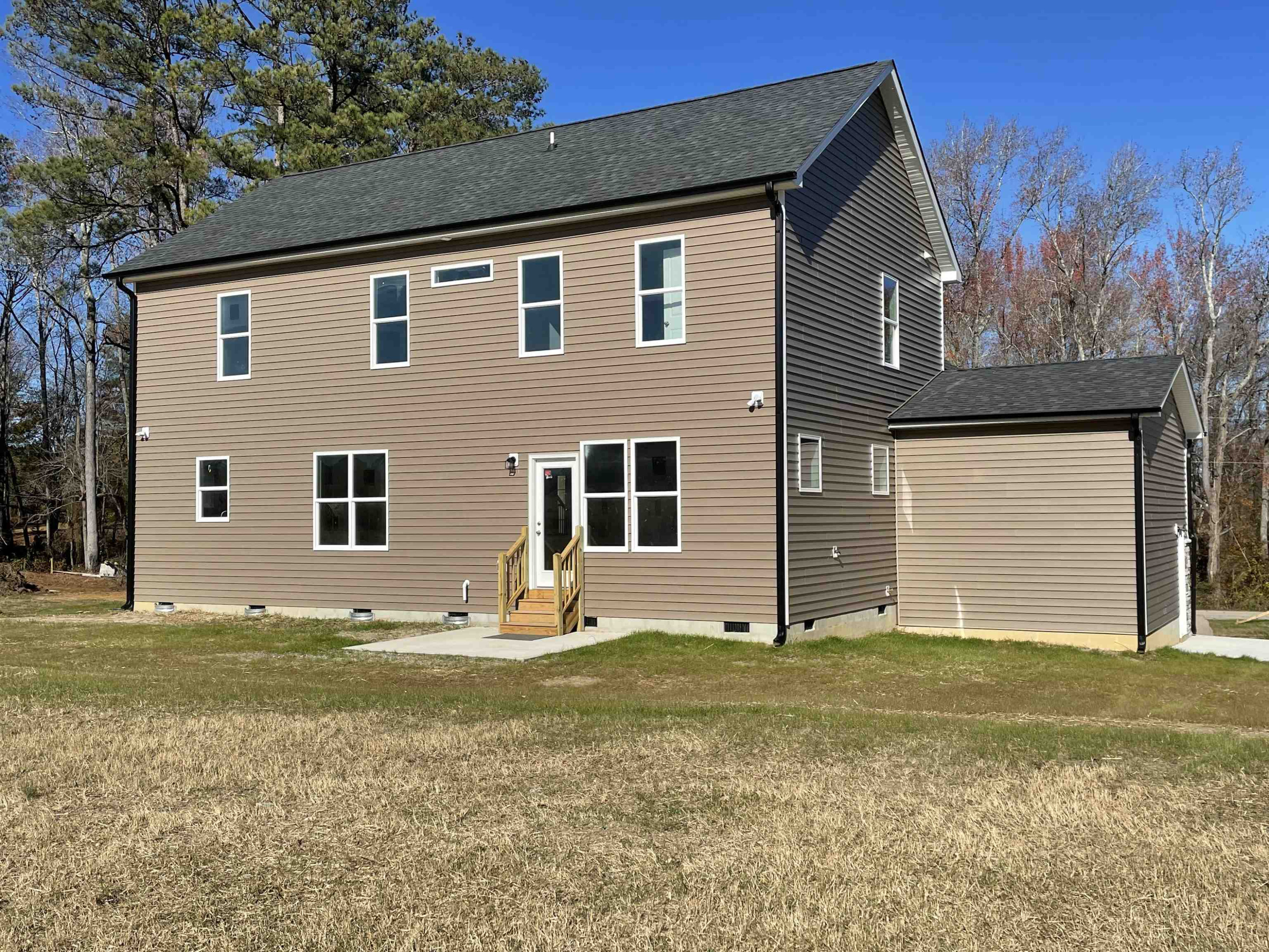 1664 Woodmen Road Benson, NC 27504 - Photo 2 of 10 Photo 2