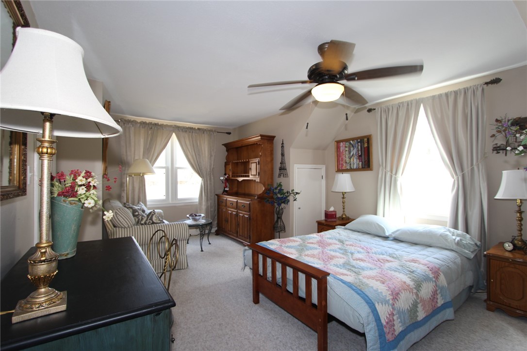 8 Elm Ridge Mattoon, IL 61938 - Photo 13 of 24