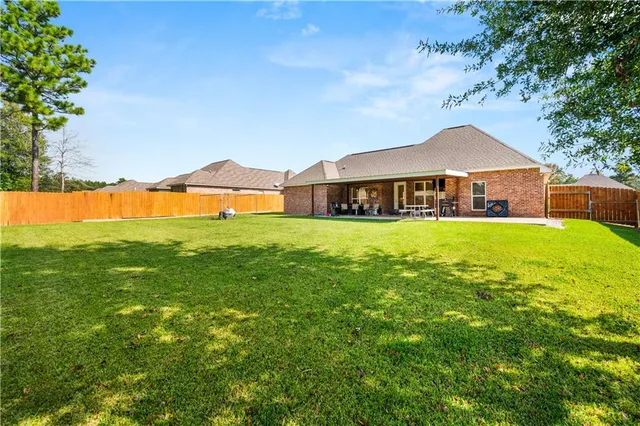 $360,000 | 4562 Hathern Drive, Pineville, LA 71360
