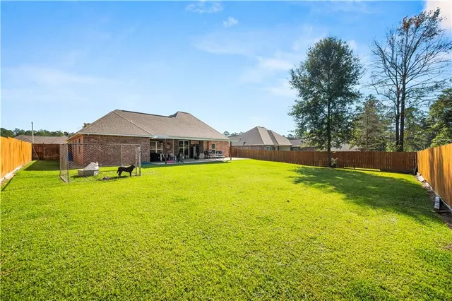 $360,000 | 4562 Hathern Drive, Pineville, LA 71360