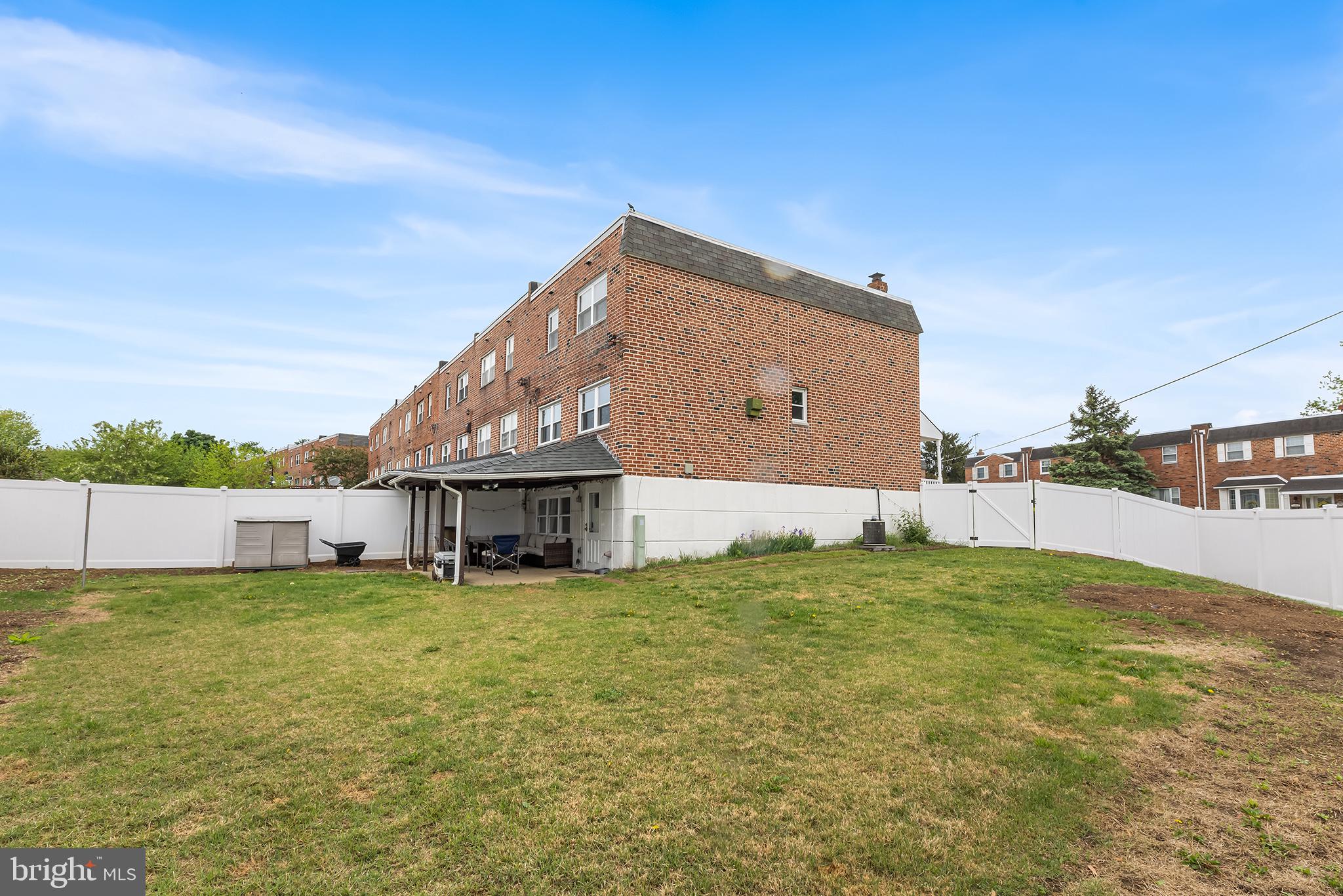 12100 Ranier Road Philadelphia, PA 19154 - Photo 29 of 32 a house with yard in front of it