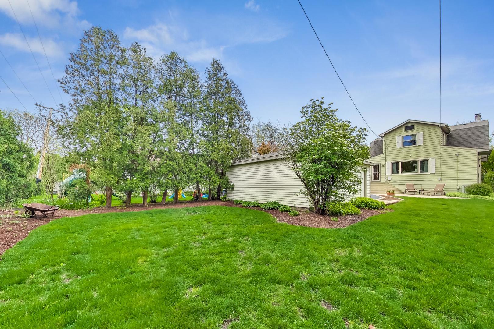 272 Blackhawk Road Riverside, IL 60546 - Photo 40 of 44