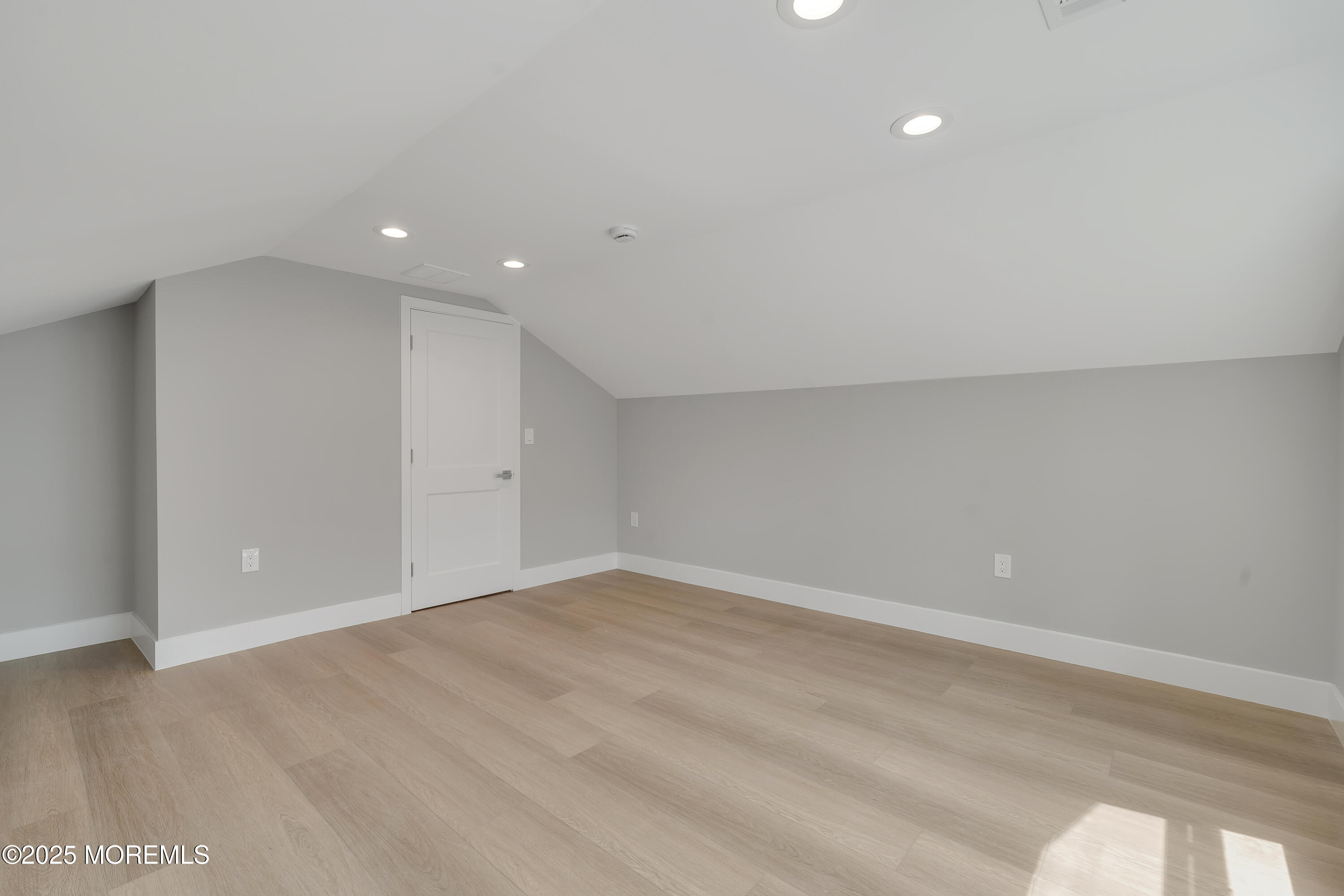 720 8th Street Union Beach, NJ 07735 - Photo 14 of 35 DSC08474