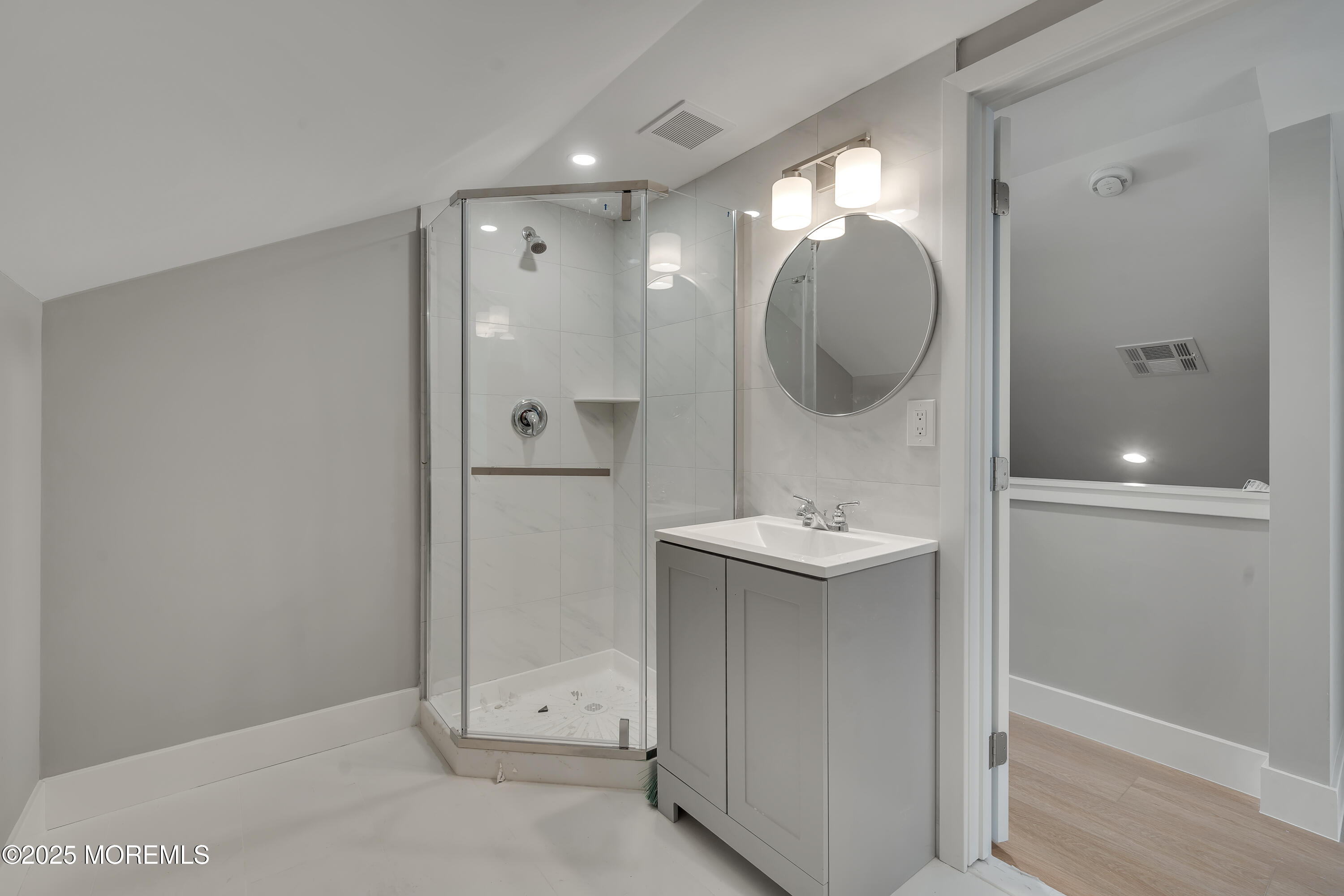 720 8th Street Union Beach, NJ 07735 - Photo 17 of 35 DSC08454