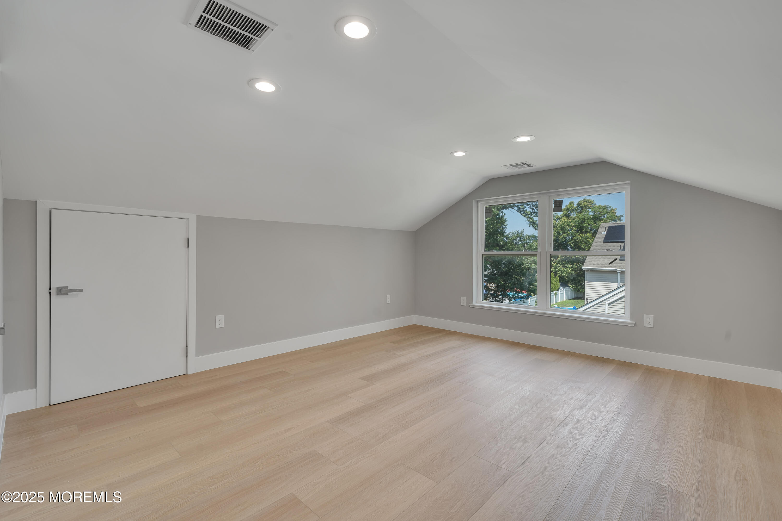 720 8th Street Union Beach, NJ 07735 - Photo 19 of 35 DSC08435