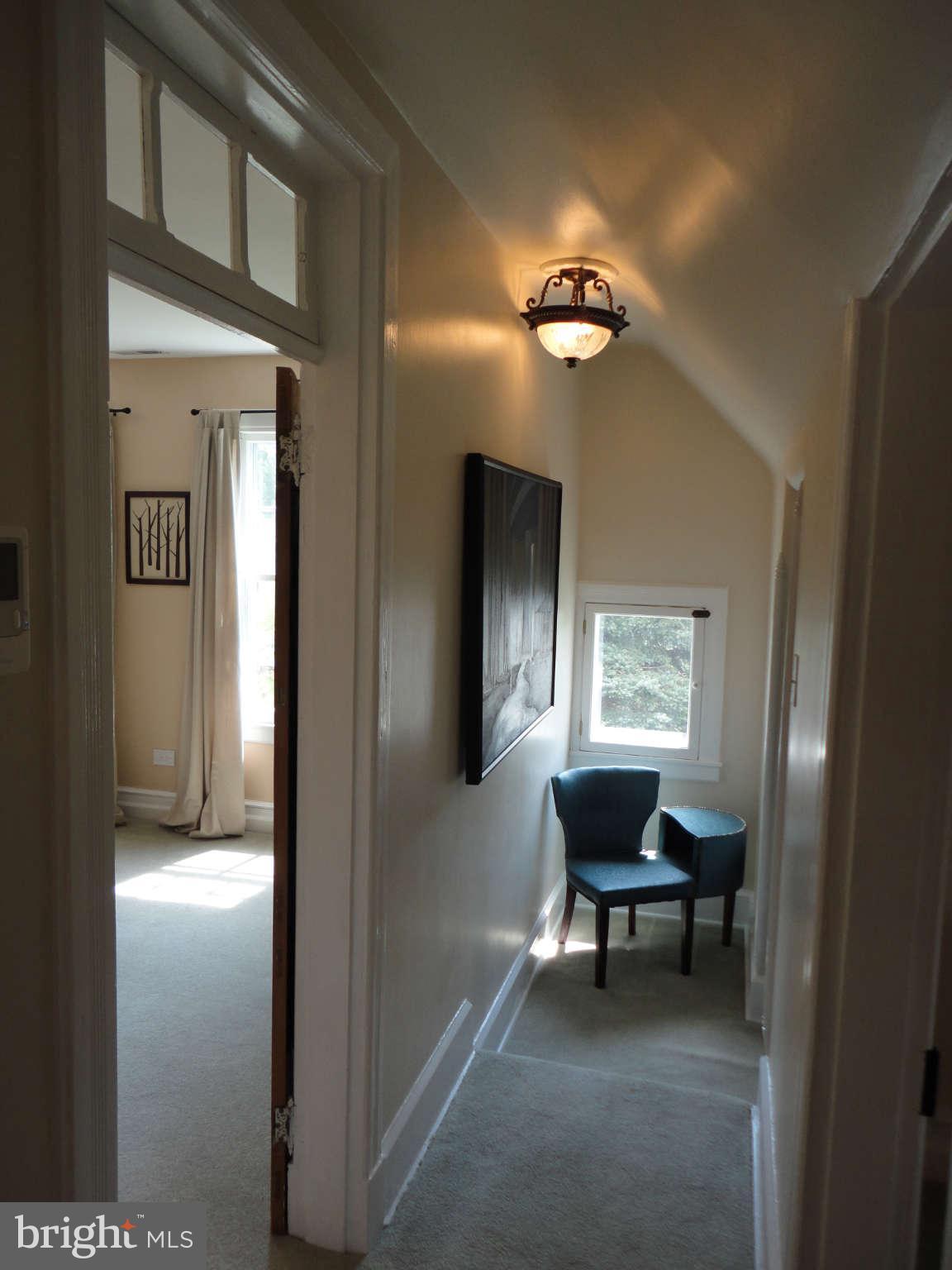 210 Ashland Road Cockeysville, MD 21030 - Photo 6 of 25 2nd floor hallway