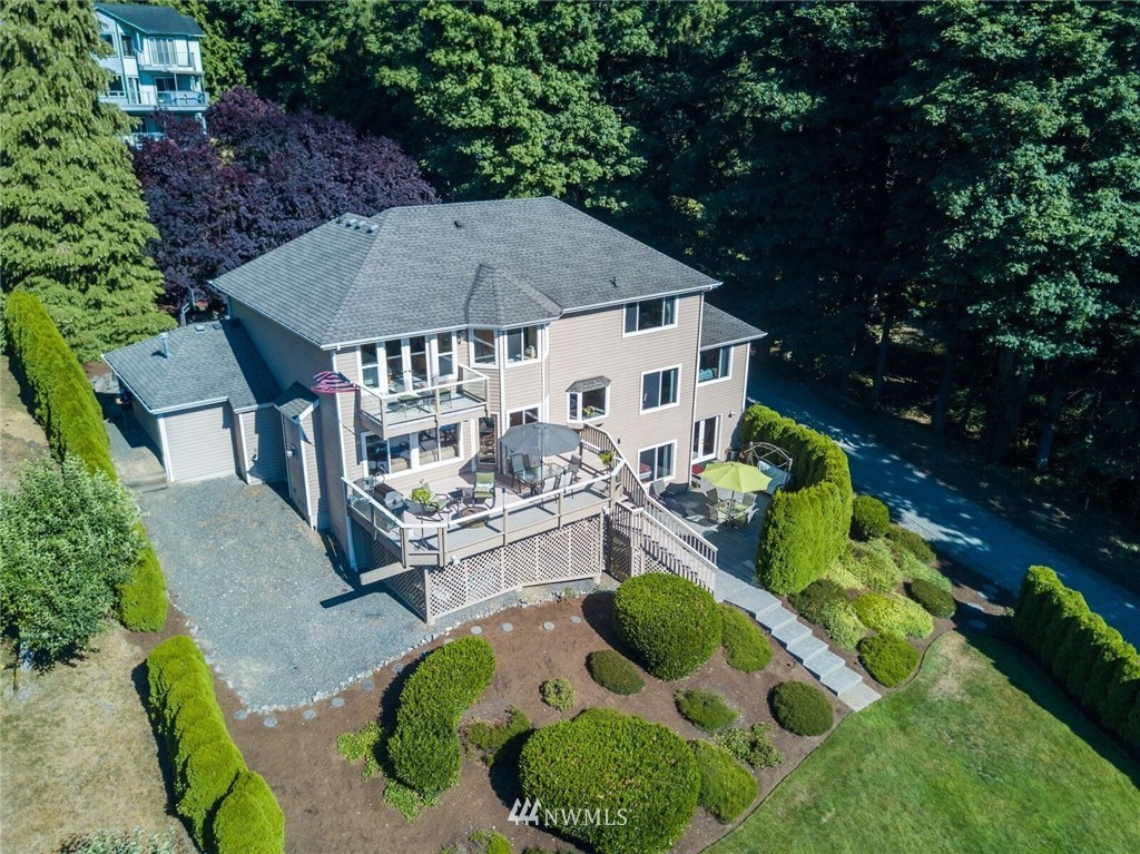 10725 Vernon Road Lake Stevens, WA 98258 - Photo 3 of 25 Gallery Image 3