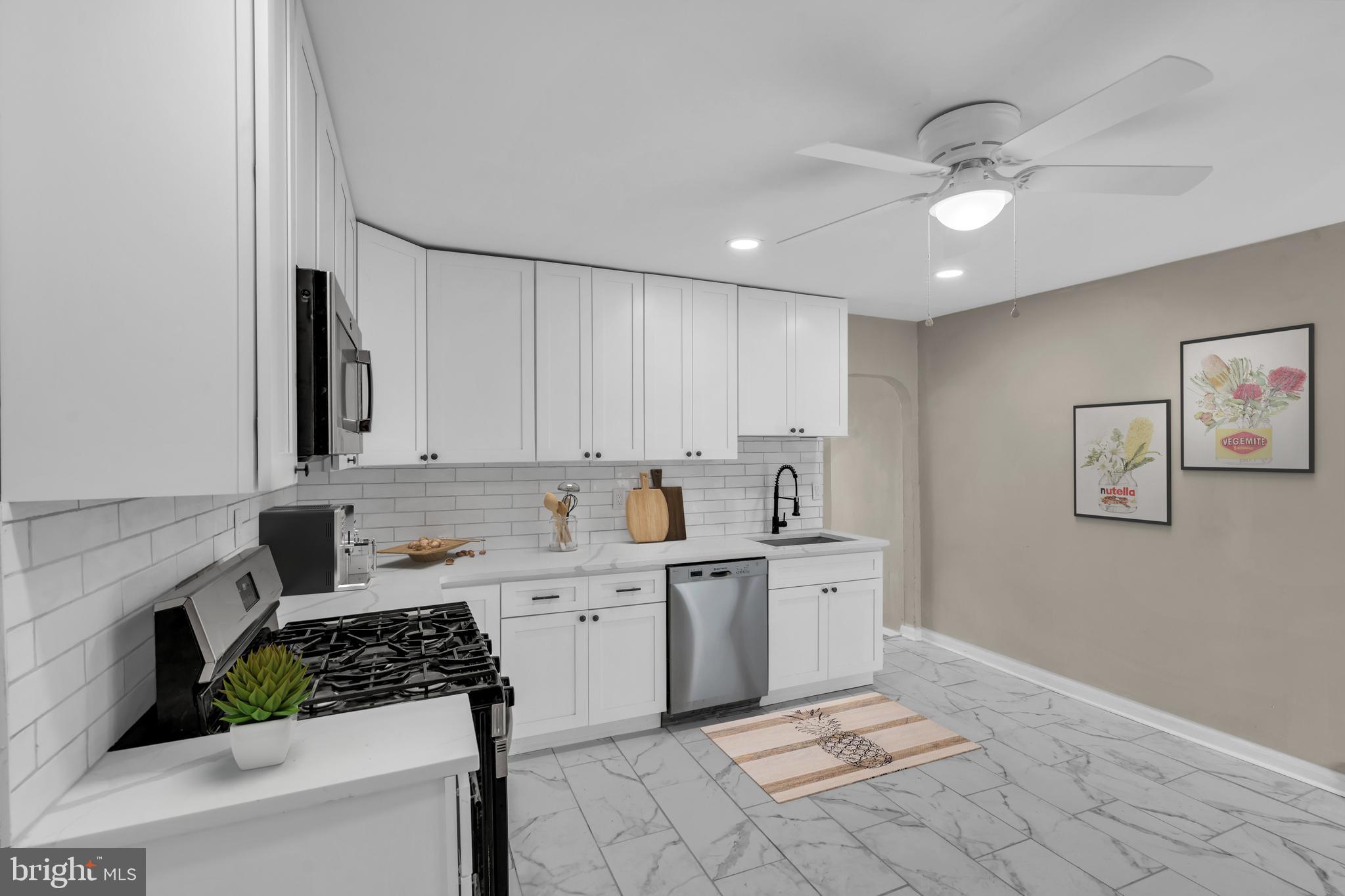 911 George Street Gloucester City, NJ 08030 - Photo 9 of 18