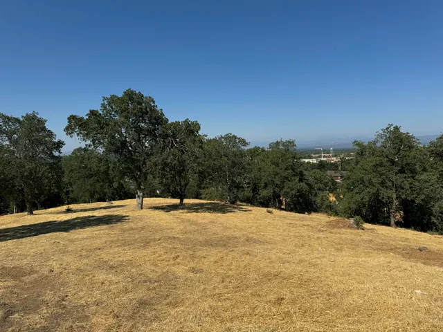 a view of outdoor space with mountain view