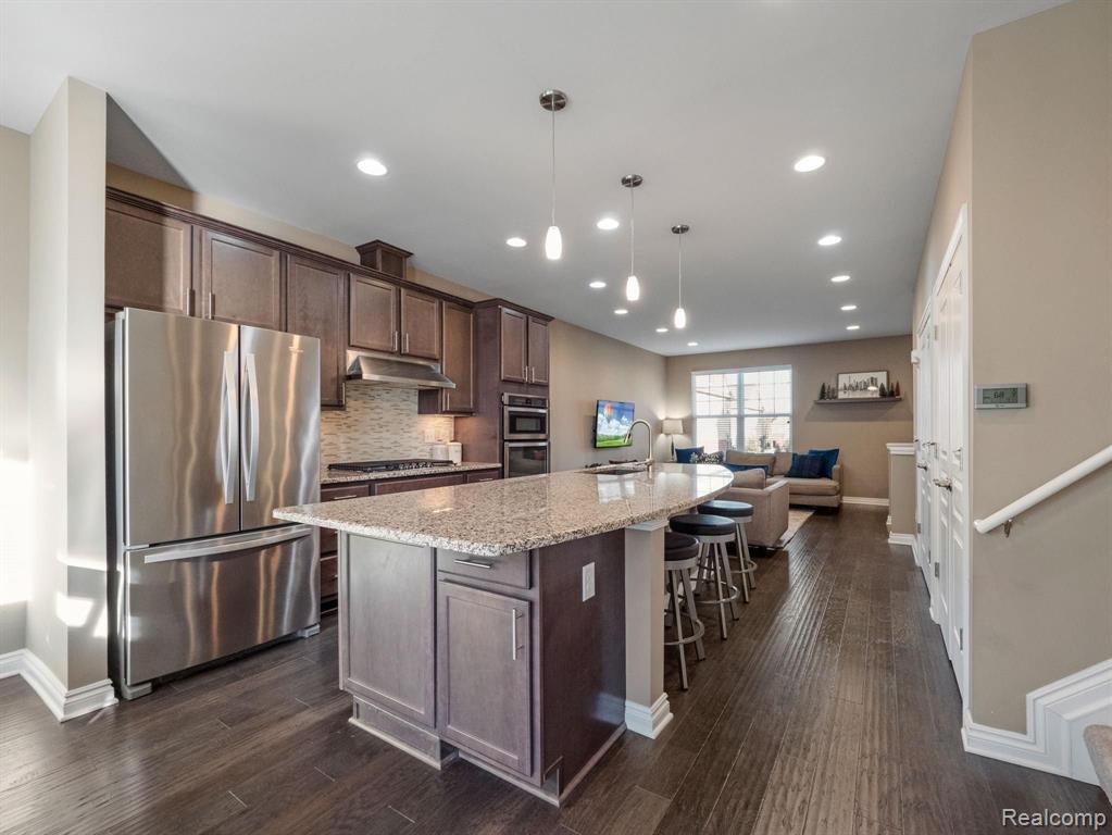 2665 Helmsdale Circle Rochester Hills, MI 48307 - Photo 15 of 33