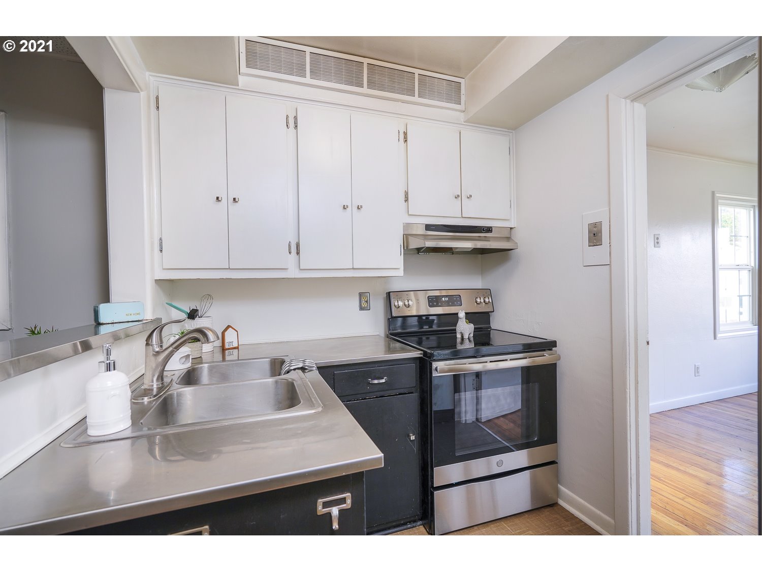 478 East Ridgeway Avenue Hermiston, OR 97838 - Photo 11 of 32 Gallery Image 11
